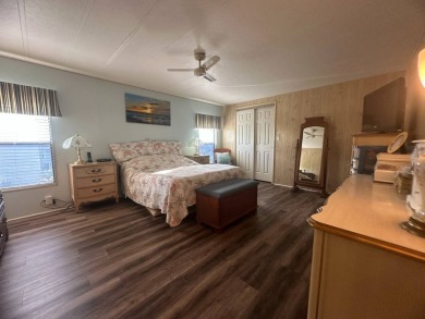 Welcome to this charming 1,248 sq ft home located in the on Del Tura Golf and Country Club in Florida - for sale on GolfHomes.com, golf home, golf lot
