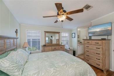 Don't overlook this sparkling clean, split bedroom, open floor on Maple Leaf Golf and Country Club in Florida - for sale on GolfHomes.com, golf home, golf lot