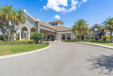 Welcome to Paradise..e live a Golfer's dream in your beautiful on Lakewood National Golf Club in Florida - for sale on GolfHomes.com, golf home, golf lot
