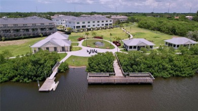 BEST PRICED TOWNHOME IN SEMINOLE ISLE! Enjoy the Florida on Seminole Lake Country Club in Florida - for sale on GolfHomes.com, golf home, golf lot