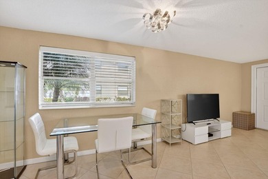 Beautifullly remodeled 1 bedroom in resort style Kings Point-new on Kings Point Golf -Flanders Way in Florida - for sale on GolfHomes.com, golf home, golf lot