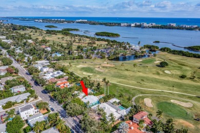 This luxurious 3 bedroom/2 bath home sits directly on famed Lake on Lake Worth Municipal Golf Course in Florida - for sale on GolfHomes.com, golf home, golf lot