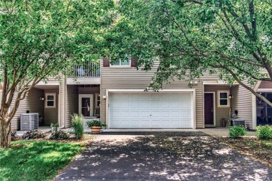 Welcome home to this very clean, nice 2 bedroom, 2 bathroom on Loggers Trail Golf Club in Minnesota - for sale on GolfHomes.com, golf home, golf lot
