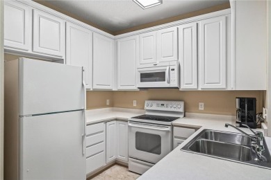 Welcome home to this very clean, nice 2 bedroom, 2 bathroom on Loggers Trail Golf Club in Minnesota - for sale on GolfHomes.com, golf home, golf lot
