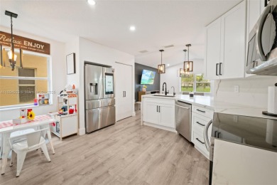 This beautiful 3 bedrooms, 2 1/2 bathrooms, 2-car garage on Grand Palms Hotel and Golf Resort in Florida - for sale on GolfHomes.com, golf home, golf lot