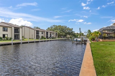 The last waterfront lot left in the community!

Dreaming of on Tarpon Springs Golf Course in Florida - for sale on GolfHomes.com, golf home, golf lot