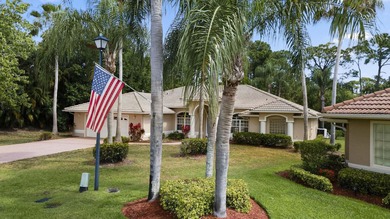 Three bedroon two bath with a den/office/4th bedroom. Cul de sac on St. Lucie Trail Golf Club in Florida - for sale on GolfHomes.com, golf home, golf lot