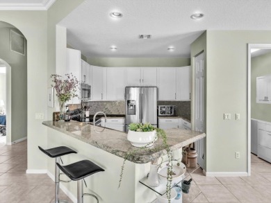 Great home in popular Aberdeen Country Club! 2 bedroom plus on Aberdeen Golf and Country Club in Florida - for sale on GolfHomes.com, golf home, golf lot