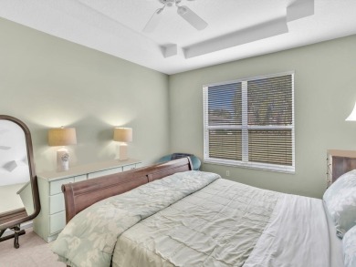 Great home in popular Aberdeen Country Club! 2 bedroom plus on Aberdeen Golf and Country Club in Florida - for sale on GolfHomes.com, golf home, golf lot