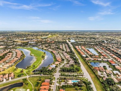 Great home in popular Aberdeen Country Club! 2 bedroom plus on Aberdeen Golf and Country Club in Florida - for sale on GolfHomes.com, golf home, golf lot