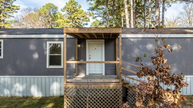 PERMANENT FOUNDATION, GREAT CONDITION, AND AFFORDABLE?! Watch on Mountain Ranch Golf Club in Arkansas - for sale on GolfHomes.com, golf home, golf lot