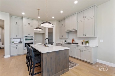 Tresidio's Riverton Bonus plan in Valor Reveille! GOLF COURSE on Falcon Crest Golf Club in Idaho - for sale on GolfHomes.com, golf home, golf lot