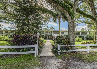 This condo is the perfect blend of style, functionality, and on Vero Beach Country Club in Florida - for sale on GolfHomes.com, golf home, golf lot