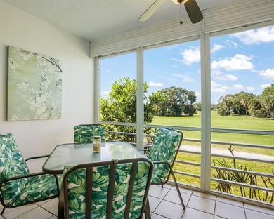 Pristine 2-bedroom, 2-bathroom condo in all-ages Palm Aire on Palm-Aire Country Club and Resort - Palms in Florida - for sale on GolfHomes.com, golf home, golf lot