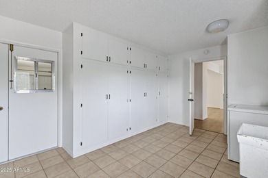 Welcome to this well-cared-for home in the heart of Sun City on Sun City-Willow Creek / Willow Brook  in Arizona - for sale on GolfHomes.com, golf home, golf lot