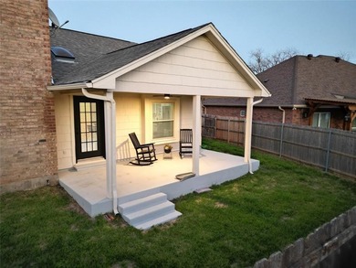 Beautifully updated home in the highly sought after Pecan on Pecan Plantation Country Club in Texas - for sale on GolfHomes.com, golf home, golf lot