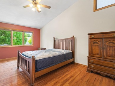 Stunning Brick Ranch-Style Condo with Golf Course Nearby! on Newburg Village Golf Club in Illinois - for sale on GolfHomes.com, golf home, golf lot
