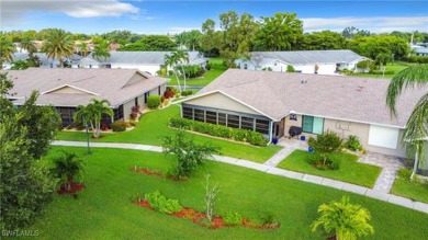 Not in a Flood Zone!  This move-in ready home is nestled at the on Whiskey Creek Country Club in Florida - for sale on GolfHomes.com, golf home, golf lot