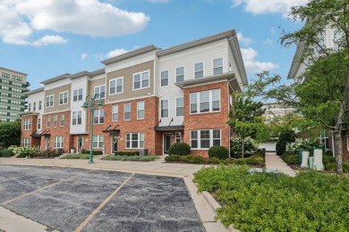 Welcome to this beautifully upgraded 3-bedroom, 3-story corner on Seven Bridges Golf Club in Illinois - for sale on GolfHomes.com, golf home, golf lot