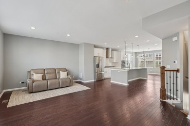 Welcome to this beautifully upgraded 3-bedroom, 3-story corner on Seven Bridges Golf Club in Illinois - for sale on GolfHomes.com, golf home, golf lot