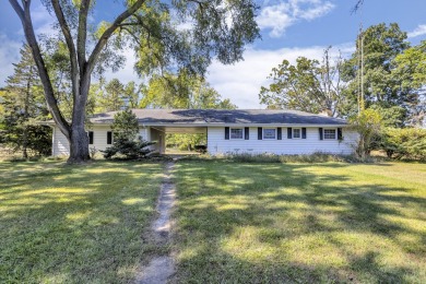 This original owner home offers a private backyard where you can on Hankerd Hills Golf Course in Michigan - for sale on GolfHomes.com, golf home, golf lot