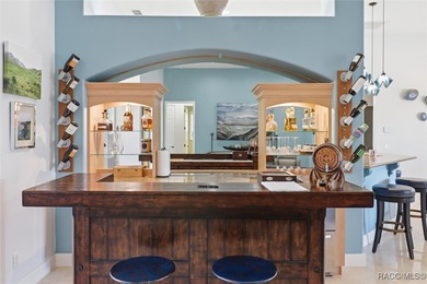 Vacant and move in ready: Meticulously Maintained Home in on Black Diamond Ranch Golf Course in Florida - for sale on GolfHomes.com, golf home, golf lot