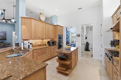 Vacant and move in ready: Meticulously Maintained Home in on Black Diamond Ranch Golf Course in Florida - for sale on GolfHomes.com, golf home, golf lot