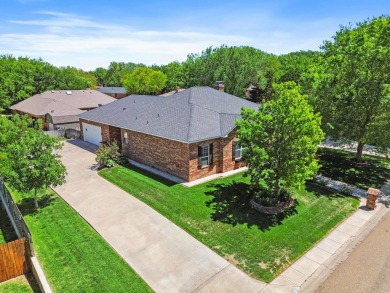 Hunsley Hills Beauty! This stunning 3 bedroom, 2 bathroom on Palo Duro Creek Golf Club in Texas - for sale on GolfHomes.com, golf home, golf lot