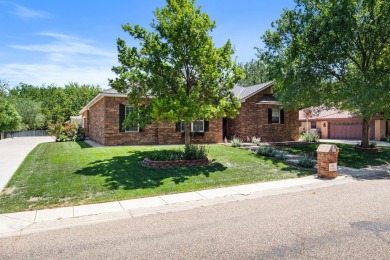 Hunsley Hills Beauty! This stunning 3 bedroom, 2 bathroom on Palo Duro Creek Golf Club in Texas - for sale on GolfHomes.com, golf home, golf lot