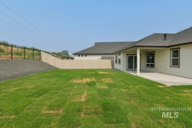 Welcome to Pioneer Homes Cottonwood floor plan, with quality on Hunters Point Golf Club in Idaho - for sale on GolfHomes.com, golf home, golf lot