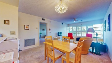 Ground floor unit with lake view.  Washer & Dryer in unit.  Nice on Vista Plantation Golf Club in Florida - for sale on GolfHomes.com, golf home, golf lot