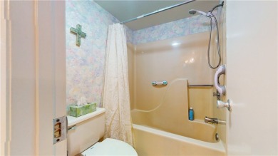 Ground floor unit with lake view.  Washer & Dryer in unit.  Nice on Vista Plantation Golf Club in Florida - for sale on GolfHomes.com, golf home, golf lot