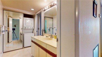 Ground floor unit with lake view.  Washer & Dryer in unit.  Nice on Vista Plantation Golf Club in Florida - for sale on GolfHomes.com, golf home, golf lot