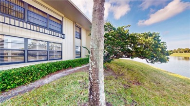 Ground floor unit with lake view.  Washer & Dryer in unit.  Nice on Vista Plantation Golf Club in Florida - for sale on GolfHomes.com, golf home, golf lot