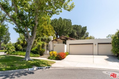 Welcome to this beautifully updated single-story home in the on Westlake Golf Course in California - for sale on GolfHomes.com, golf home, golf lot