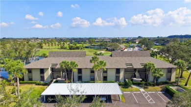 Ground floor unit with lake view.  Washer & Dryer in unit.  Nice on Vista Plantation Golf Club in Florida - for sale on GolfHomes.com, golf home, golf lot