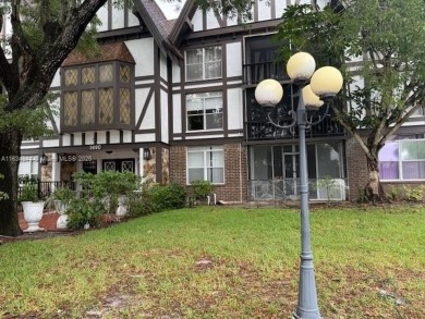 Spacious first-floor 2/2 unit is located in the gated on Inverrary Country Club in Florida - for sale on GolfHomes.com, golf home, golf lot