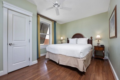 WELCOME TO THE GRAND SANDESTIN! This inviting 1-bedroom on Sandestin Golf and Beach Resort - Raven in Florida - for sale on GolfHomes.com, golf home, golf lot
