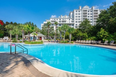 WELCOME TO THE GRAND SANDESTIN! This inviting 1-bedroom on Sandestin Golf and Beach Resort - Raven in Florida - for sale on GolfHomes.com, golf home, golf lot