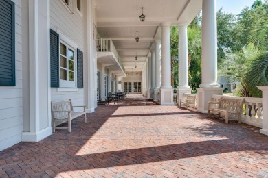 WELCOME TO THE GRAND SANDESTIN! This inviting 1-bedroom on Sandestin Golf and Beach Resort - Raven in Florida - for sale on GolfHomes.com, golf home, golf lot