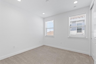 One or more photo(s) has been virtually staged. Welcome to this on Eagle Creek Golf Club in Florida - for sale on GolfHomes.com, golf home, golf lot