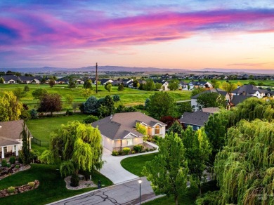 Beautifully updated and custom- 4 bedroom home in the on Hunters Point Golf Club in Idaho - for sale on GolfHomes.com, golf home, golf lot