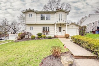 Welcome to 264-45 73rd Ave, a stunning huge one family home on Towers Country Club in New York - for sale on GolfHomes.com, golf home, golf lot