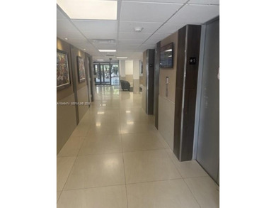 available for lease...Beautiful 2/2 condo with approx. 1000 SF on Inverrary Country Club in Florida - for sale on GolfHomes.com, golf home, golf lot