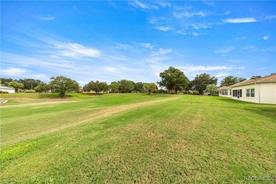 Beautifully updated home in On Top of the World with a FLEX on On Top of the World Golf Course in Florida - for sale on GolfHomes.com, golf home, golf lot