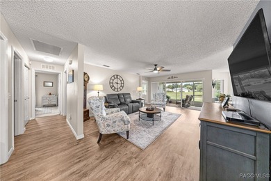 Beautifully updated home in On Top of the World with a FLEX on On Top of the World Golf Course in Florida - for sale on GolfHomes.com, golf home, golf lot