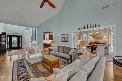 Charming, updated home in Landfall/ Bay Colony. This lovely home on Country Club of Landfall in North Carolina - for sale on GolfHomes.com, golf home, golf lot