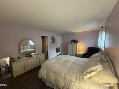 2BR 2BA home in the wonderful gated community of Carolina Trace! on Carolina Trace Country Club in North Carolina - for sale on GolfHomes.com, golf home, golf lot