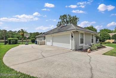 Welcome to your own BACKYARD OASIS! This Rare Single Story JCP on Julington Creek Golf Club in Florida - for sale on GolfHomes.com, golf home, golf lot