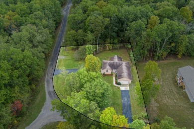 This beautiful brick BASEMENT RANCH home, nestled on 2 lots in on Lake Tansi Village Country Club in Tennessee - for sale on GolfHomes.com, golf home, golf lot